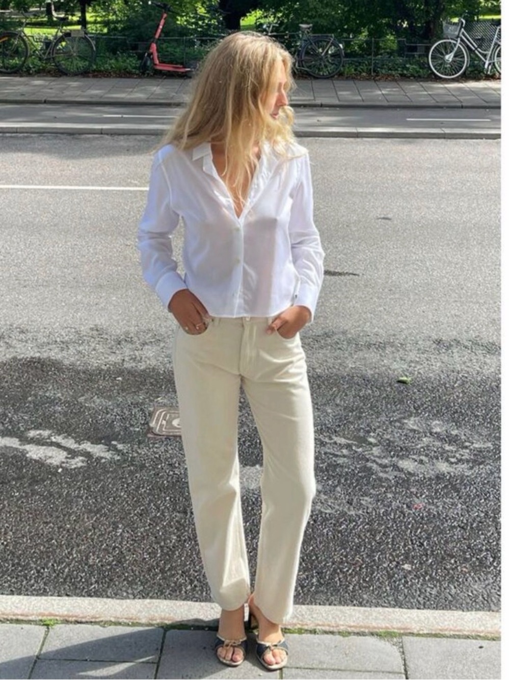 Djerf Avenue Relaxed Jeans in Cream NWOT